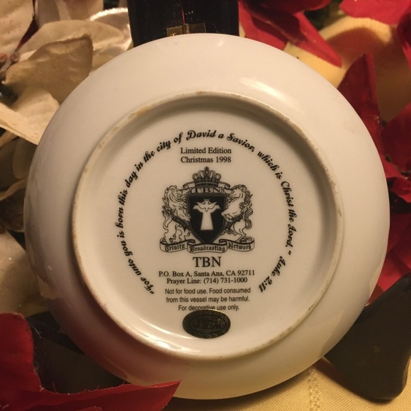 Vintage Limited Edition 1998 Christmas Plate Trinity Broadcasting Networ… - Picture 4 of 4